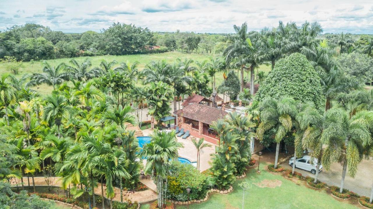 Hotel Hacienda Gualanday Apiay Bagian luar foto